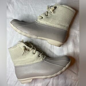 light grey sperry duck boots